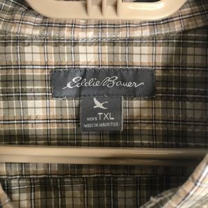 Eddie Bauer Shirts - Eddie Bauer plaid button down shirt Eddie Bauer Shirts - Eddie Bauer plaid button down shirt
